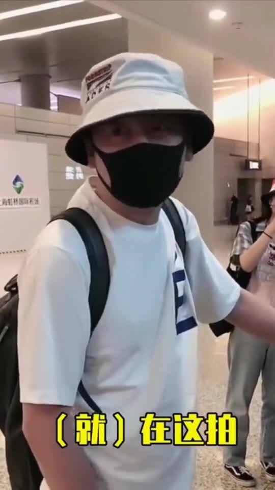 吃瓜路人的照片,吃瓜路人镜头下的真实瞬间