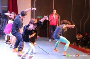 带你吃瓜舞蹈,感受潮流韵律的魅力