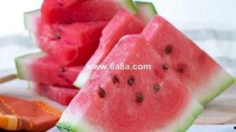 孕妇晚上吃瓜,瓜果美味助眠养生